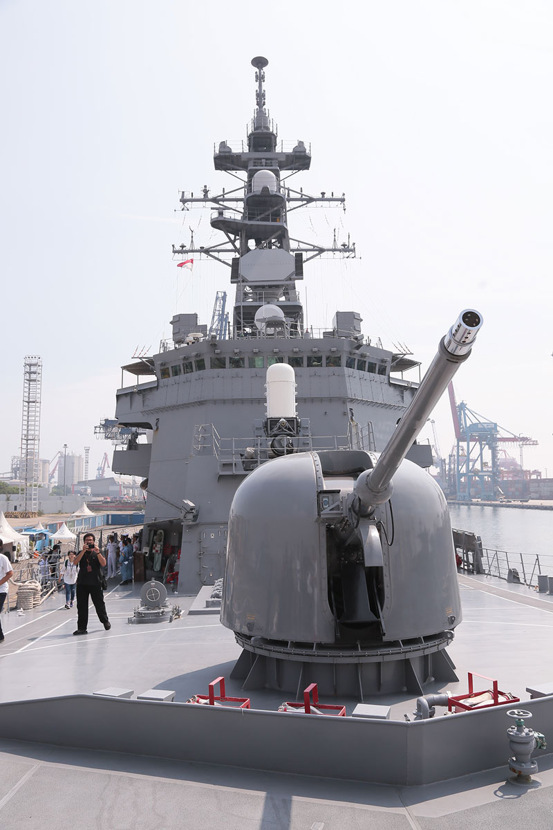 海自護衛艦が寄港　プリオク港　ソマリア沖で海賊対処