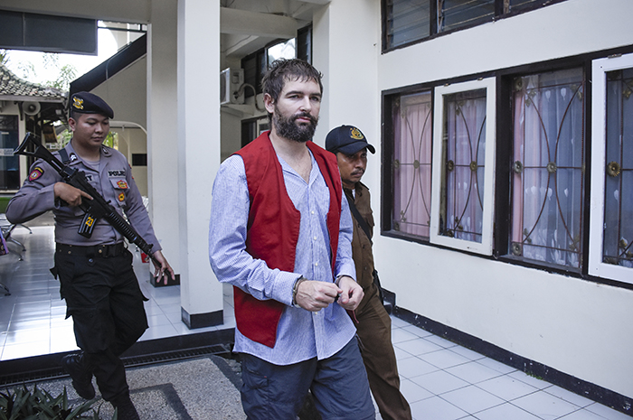 検察は禁錮求刑　フランス人に死刑判決　麻薬密輸
