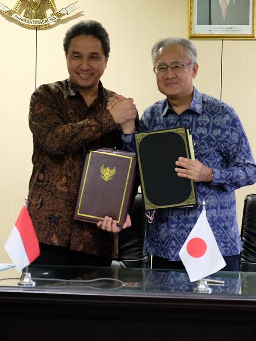 遺骨収集協定に署名　日本・インドネシア　パプアで事業再開へ