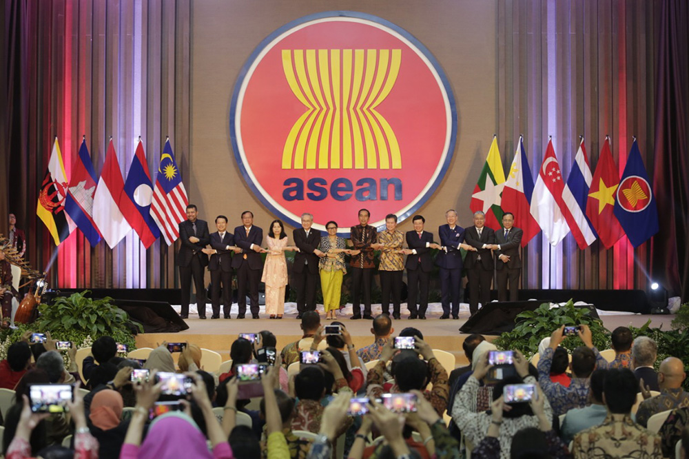 新ＡＳＥＡＮビル開所　ＭＲＴ駅でイベントも　設立52周年  