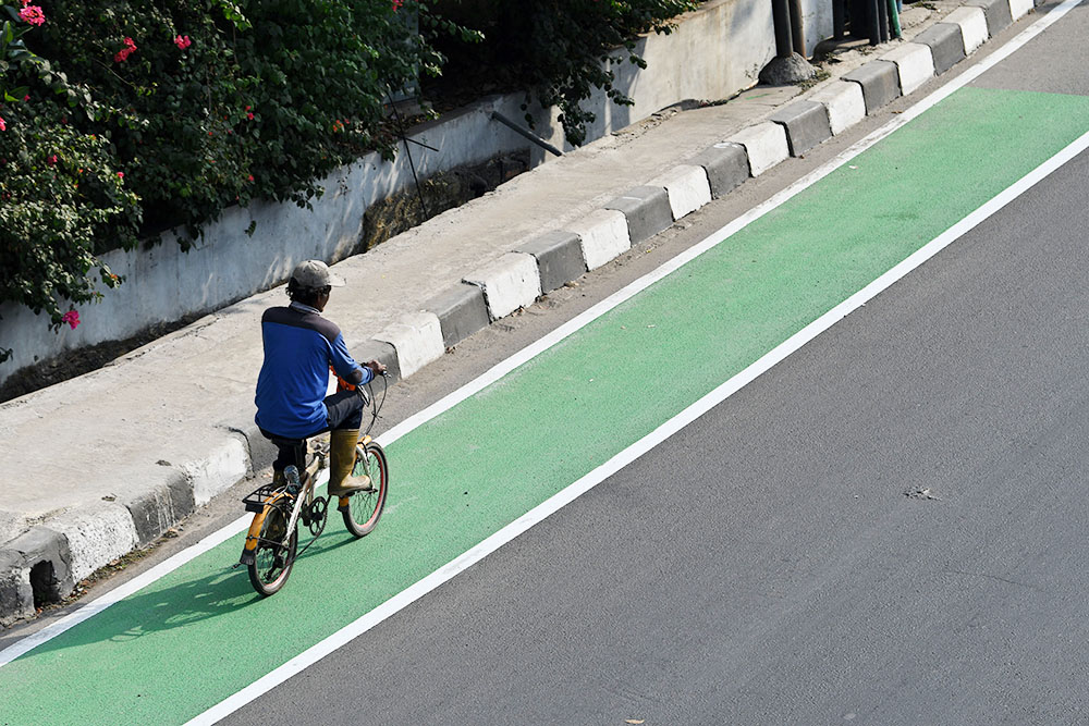 自転車専用道路導入へ