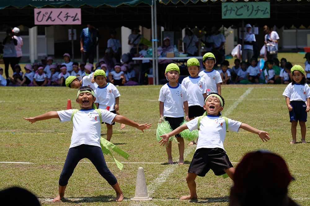 イロトリドリの子どもたち　177人元気いっぱい　ＪＪＳ幼稚部運動会