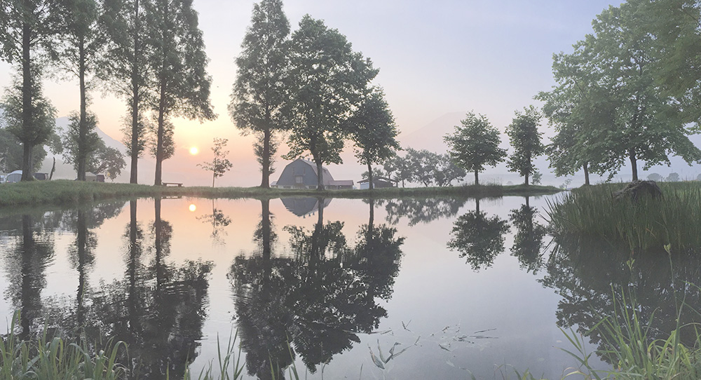 風景写真は朝夕がお薦め　光が織り成すドラマチックシーンに