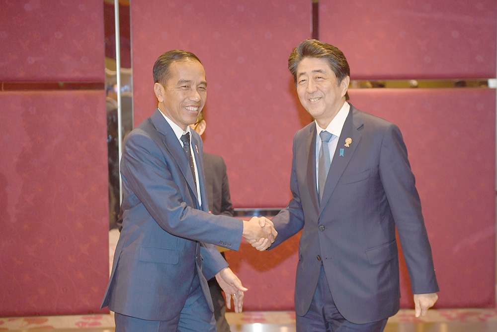 ＡＳＥＡＮ首脳会議閉幕　大統領 安倍首相と会談