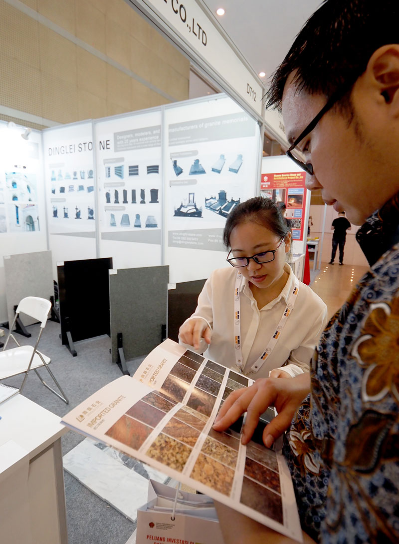強まる中国の新興企業攻勢　インフラ展示会開幕　イ経済成長に照準