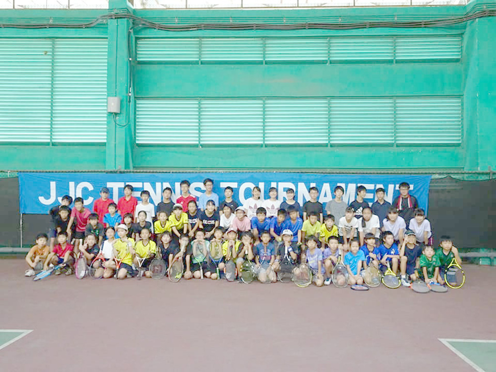 邦人190人で大会　ＪＪＣテニス部