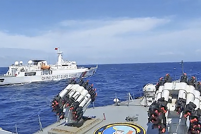 軍艦、兵士、戦闘機を派遣　ナトゥナ諸島付近　インドネシア、中国船に対抗