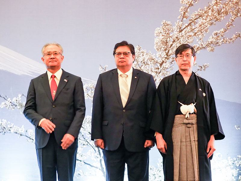 関係強化を呼びかけ　天皇誕生日の祝賀会