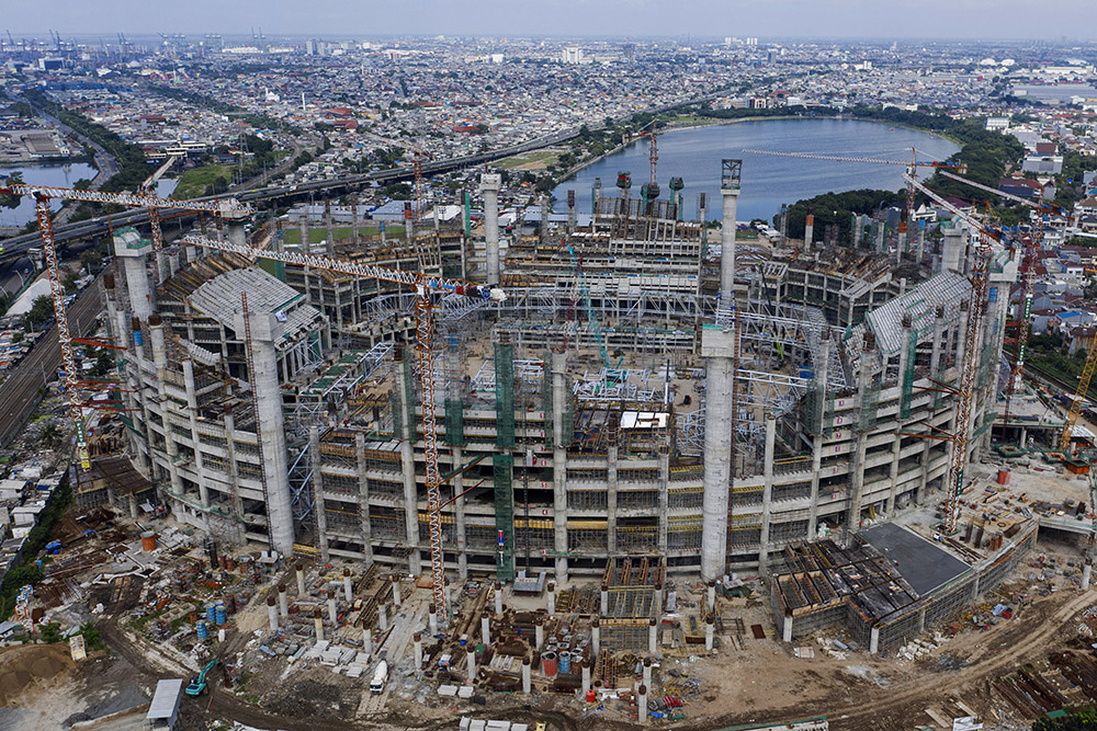 国際スタジアム建設進む