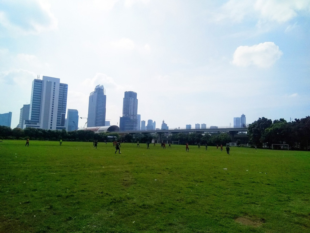 うらやましいグラウンド
