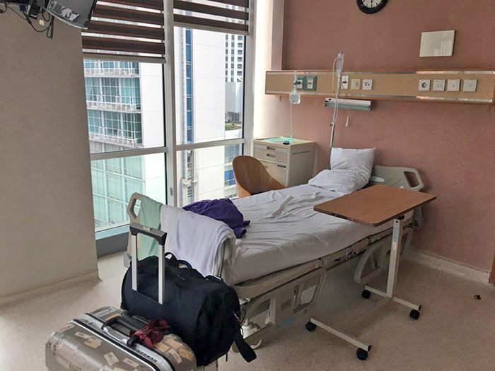 【隔離病棟リポート　上】症状悪化  恐怖感を覚えた 高齢、基礎疾患…