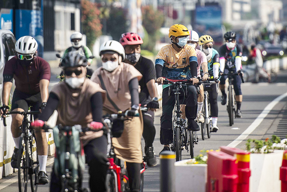 ジャカルタ、制限レベル２に　11月１日まで　緊急活動制限