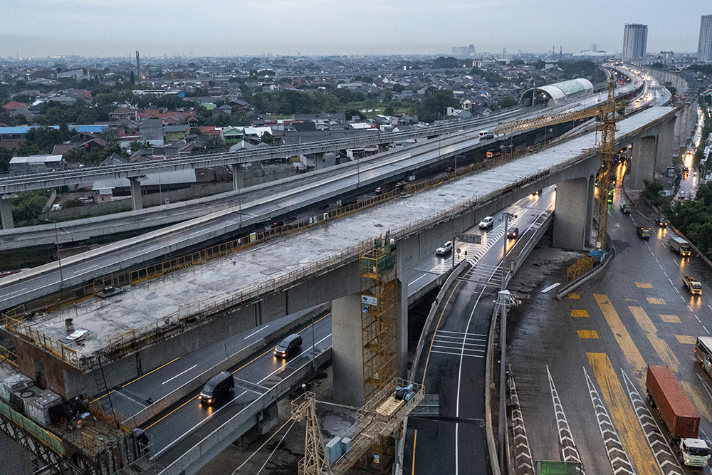   最大6.9兆ルピア投入　財務相 　ＬＲＴ・バンドン高速鉄道