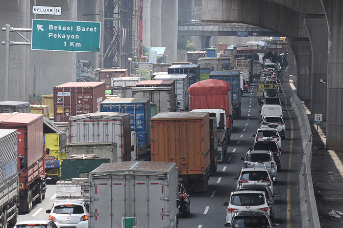 ▼高架道利用で渋滞回避を