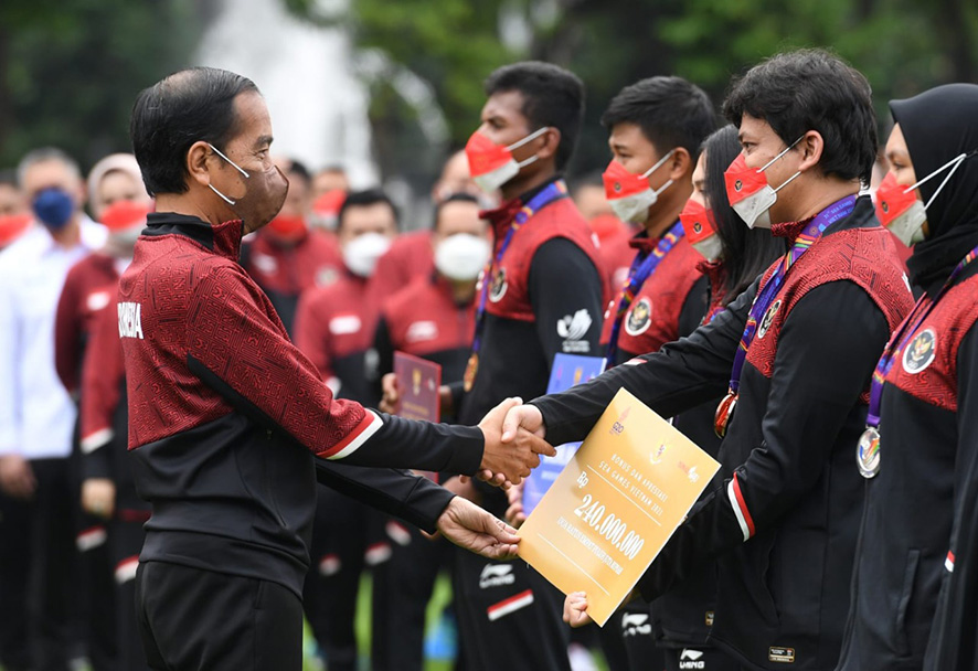 メダル241個獲得　東南アジア競技大会　大統領を表敬訪問