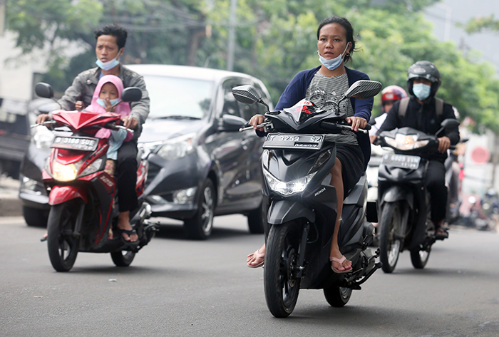 ▼バイク運転時はサンダル禁止！