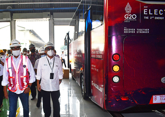 電動バス開発に4000億ルピア投資　国営インカ