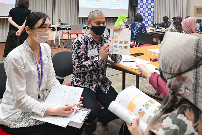 やっと会えたパートナーズたち　再開した対面研修　国際交流基金