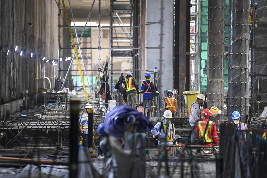 建設費膨張、約25兆ルピアに　建材価格高騰　ＭＲＴ