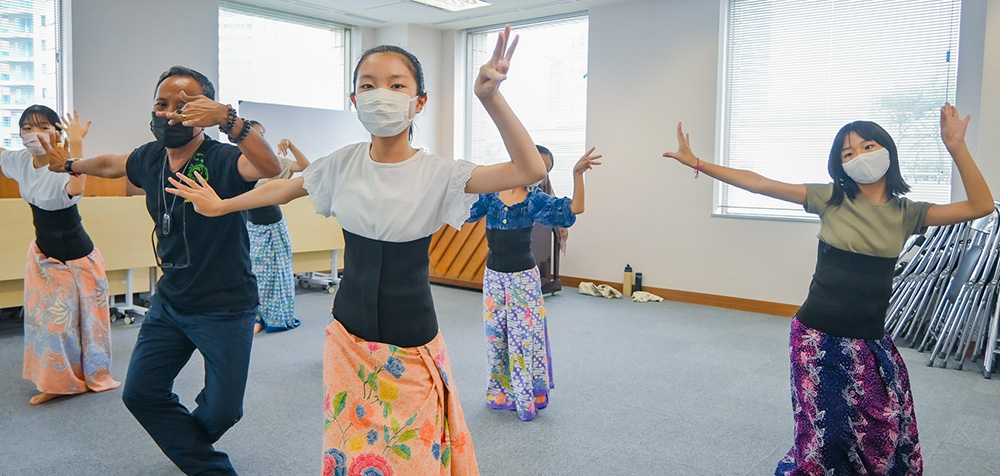 【日イ友好の祭典、ＪＪＭまであと11日】　「綺麗に踊れると嬉しい」　ＪＪＣバリダンス 　ジュニア部