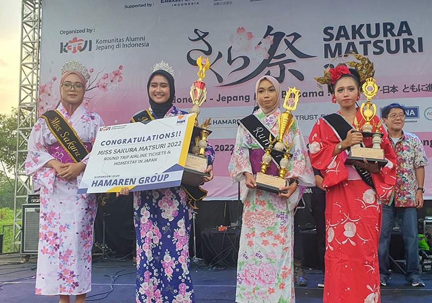 祭りを通じて日イ交流　３年ぶりの開催　チカラン・さくら祭り
