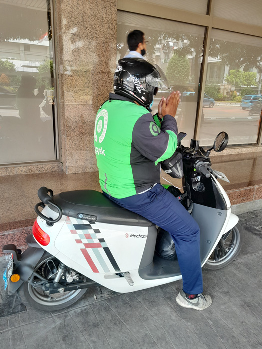 バイクの正体は？
