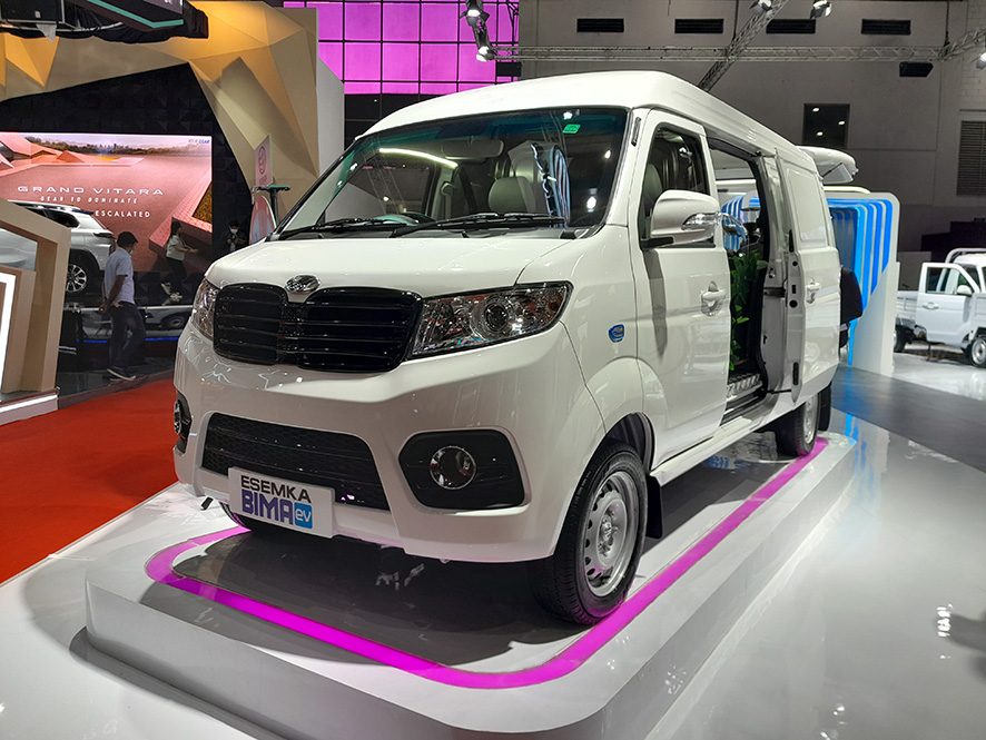中部ジャワ産のＥＶ車