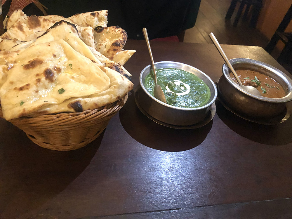 念願のインドカレーとナン