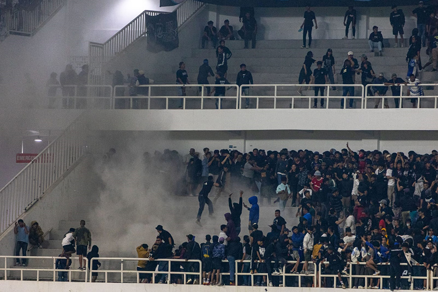 またもサッカーで暴動　11月にはＵ―17Ｗ杯が　スマラン市