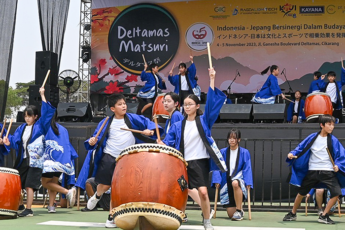 デルタマス祭が開催　ＫＡＪＩ　ＣＪＳ児童生徒が和太鼓披露