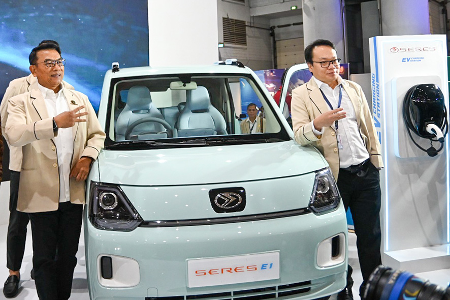 小型ＥＶ「Ｅ１」生産開始　バンテン州で　中国・セレス