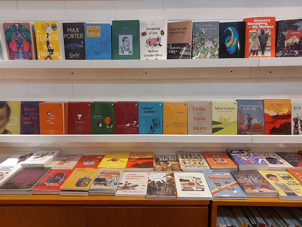 ついつい足が向く書店