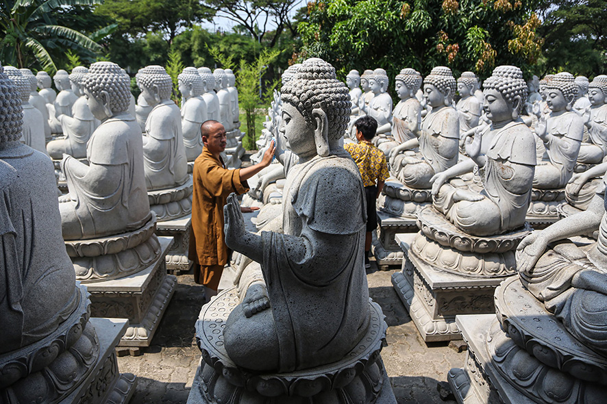 ▼ワイサック控え仏像きれいに