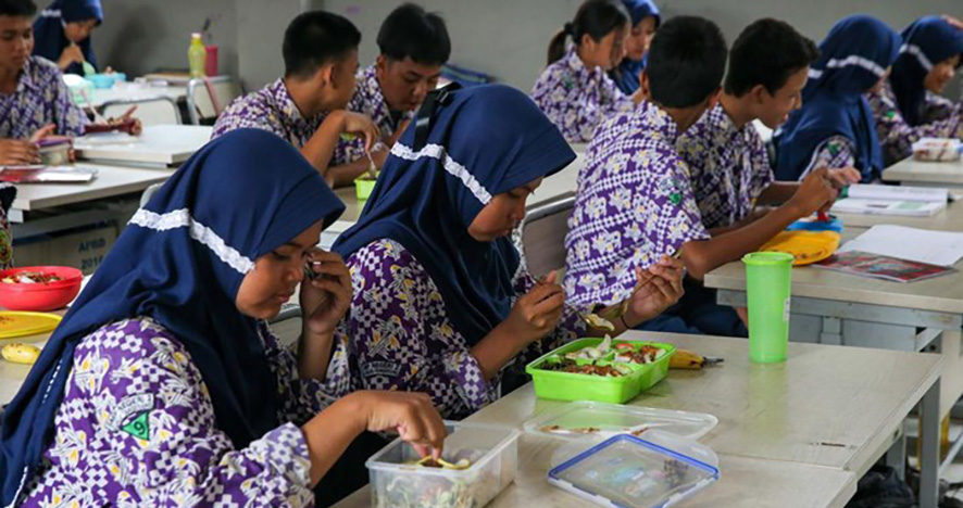無料給食、25年は71兆ルピアに　段階的拡大で目標達成　予算圧縮