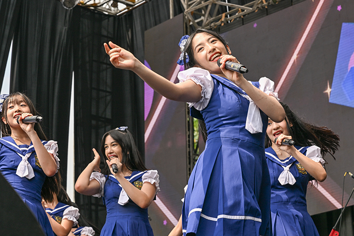 日イ文化混ざる「夏祭り」開幕　来年の開業50周年に弾み　ＴＭＩＩ  