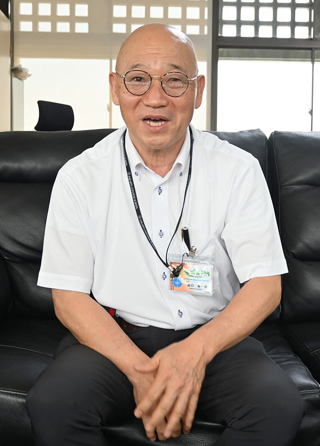 【スラマットダタン】児童生徒たちに自信を　ＪＪＳ　谷口幸一郎校長　海外３カ国目、教員43年目　