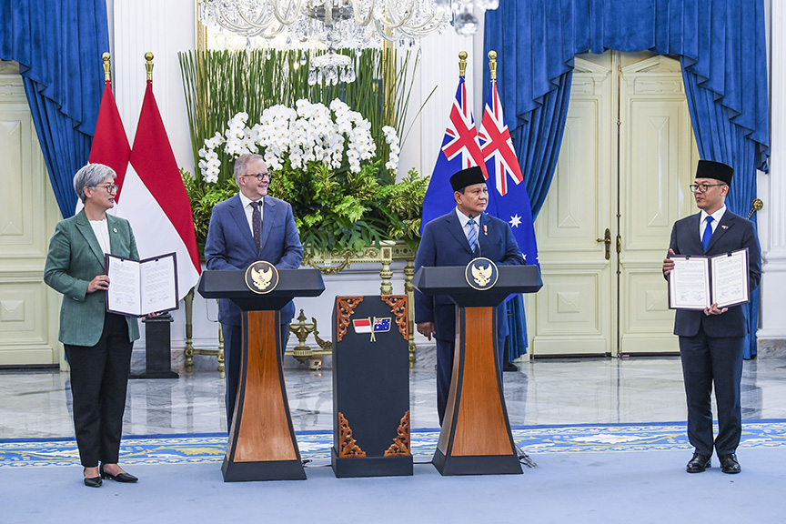 ▼大統領、豪首相と会談
