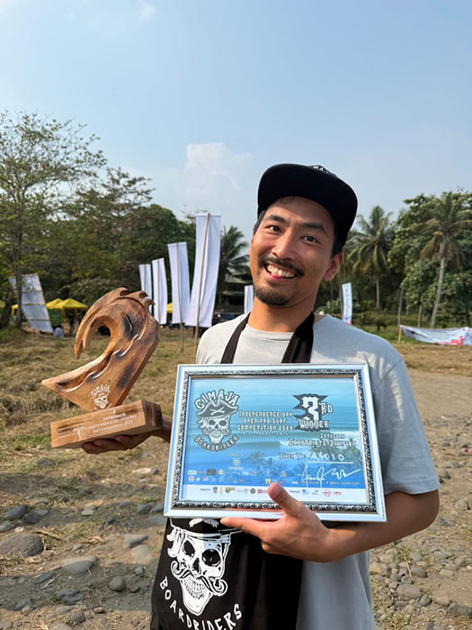 吉村さん３位入賞 オープン・プロ・サーフ2025