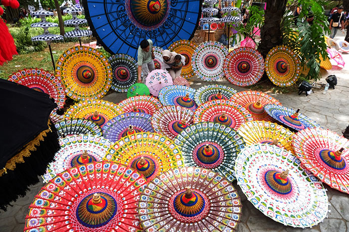 ▼インドネシア傘祭り2025
