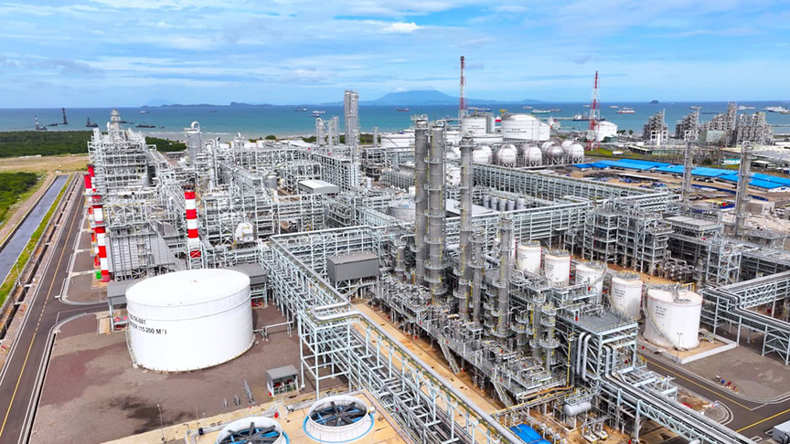 ▼ロッテ石油化学工場、稼働開始