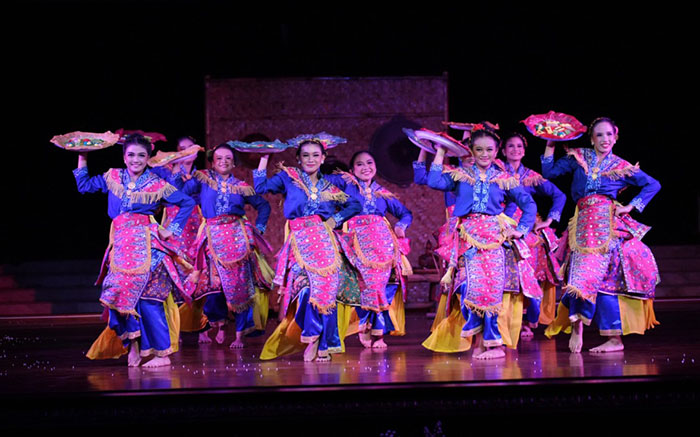 ▼ヌサンタラ舞踊パレード