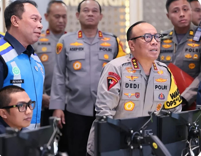 ▼交通状況を監視