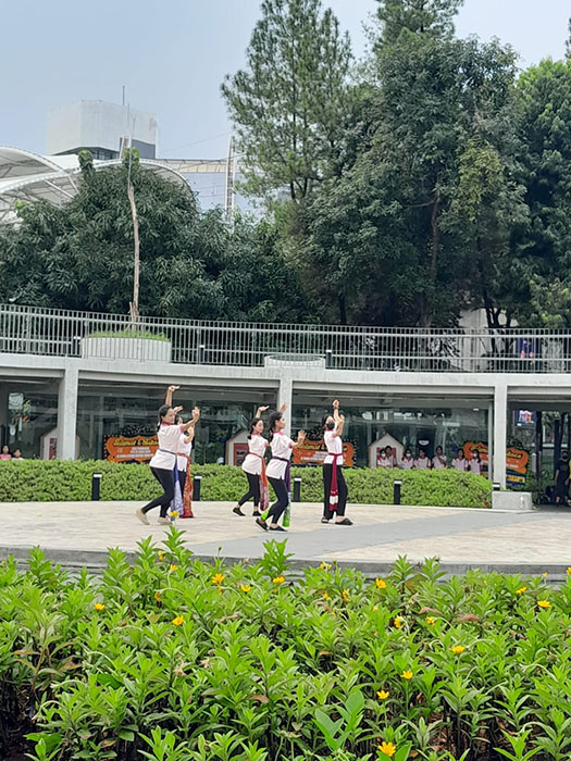 ▼ブロックMの文芸公園