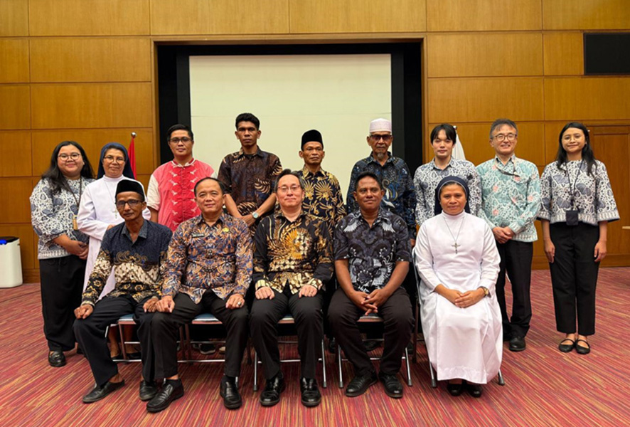 草の根支援署名　教育・医療３案件に資金